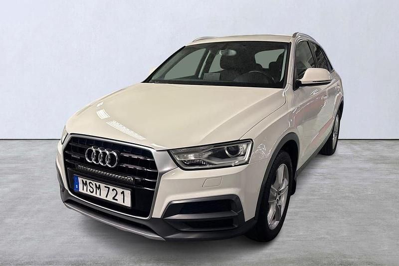 Vit Begagnad 2015 Audi Q3 SUV | 159 900 kr (Marknadspris) - Bild 1/4