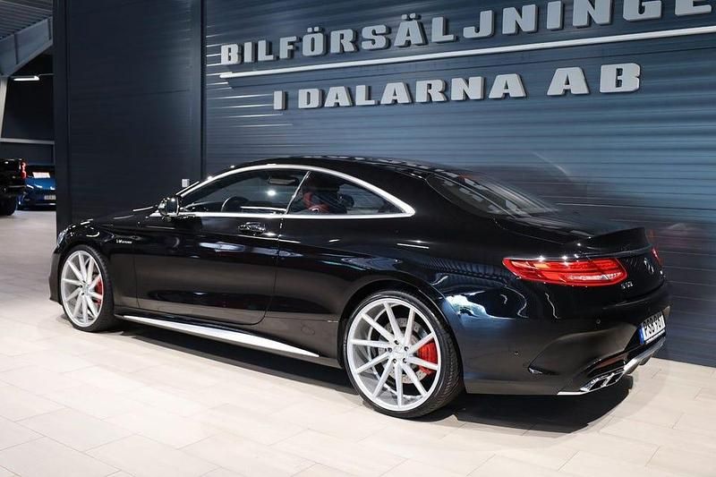 Begagnad Mercedes S63 AMG Exclusive 585 HK (430 kW) 2014 Svart Sportkupé
