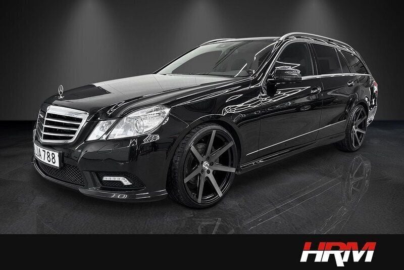 Svart Begagnad 2011 Mercedes E350 AMG Kombi | 144 900 kr (Marknadspris) - Bild 1/4