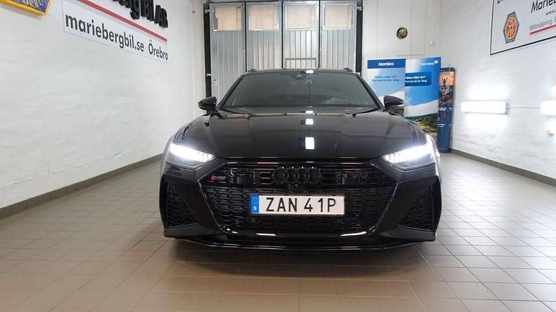 Begagnad Audi RS6 600 HK (441 kW) 2020 Svart Kombi