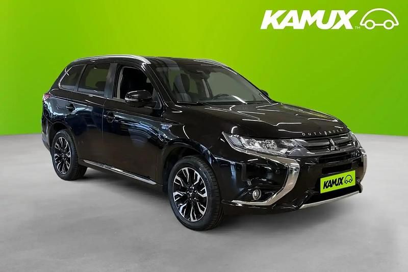 Svart Begagnad 2018 Mitsubishi Outlander P-HEV SUV | 229 800 kr (Marknadspris) - Bild 1/4