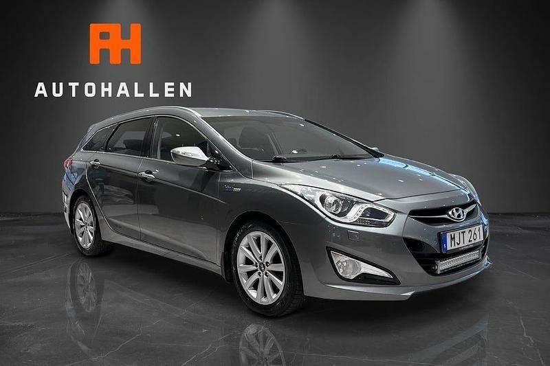 Begagnad Hyundai i40 136 HK (100 kW) 2013 Silver Kombi