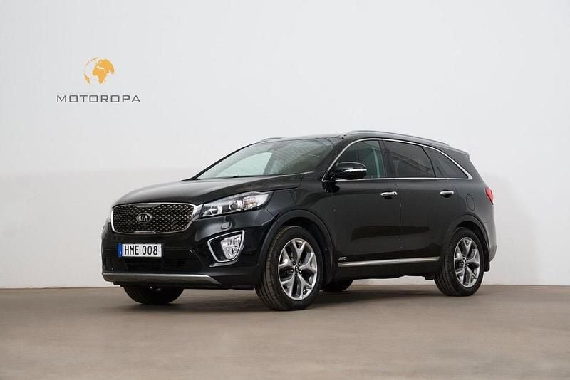 Svart Begagnad 2016 Kia Sorento SUV | 269 000 kr (Marknadspris) - Bild 1/4