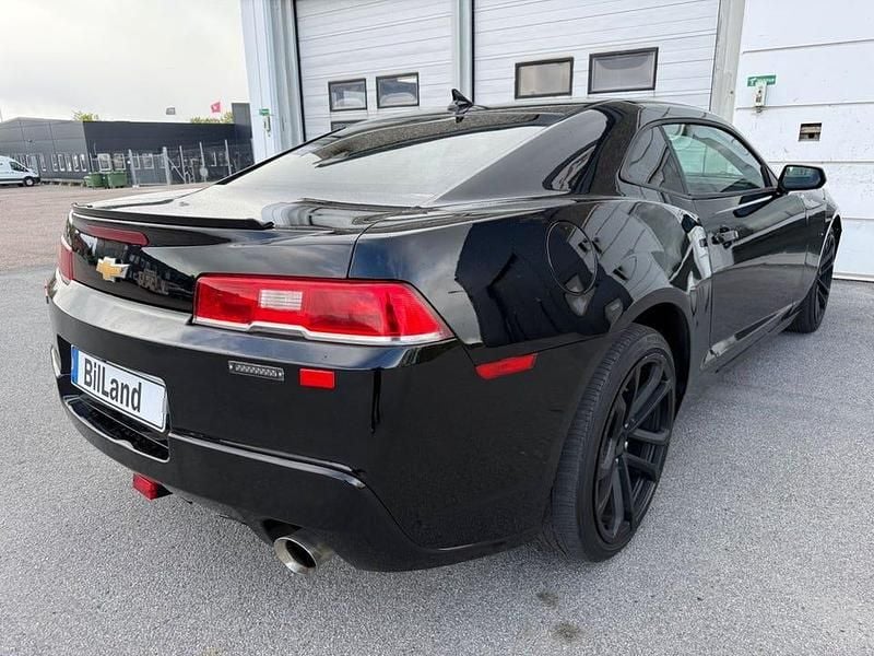 Begagnad Chevrolet Camaro 328 HK (241 kW) 2014 Svart Sportkupé