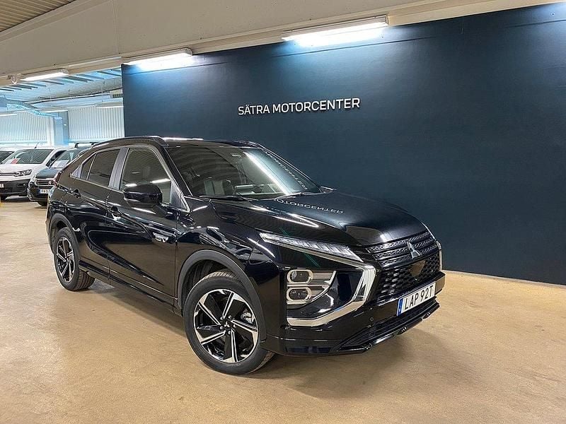 Svart Begagnad 2021 Mitsubishi Eclipse Cross SUV | 269 900 kr (Bra pris) - Bild 1/4