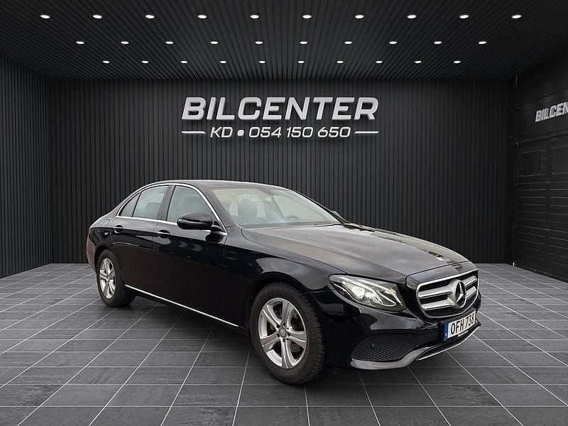 Begagnad Mercedes E220 Avantgarde 194 HK (142 kW) 2016 Svart Sedan