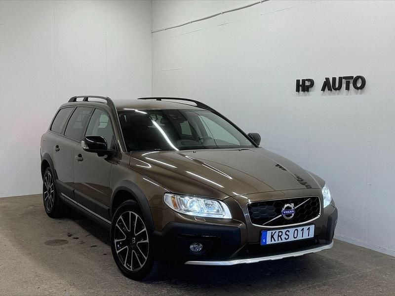 Brun Begagnad 2014 Volvo XC70 SUV | 244 900 kr (Dyr) - Bild 1/4