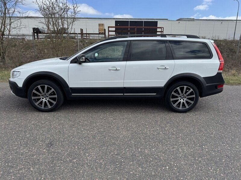 Begagnad Volvo XC70 Standard 181 HK (133 kW) 2015 Vit SUV