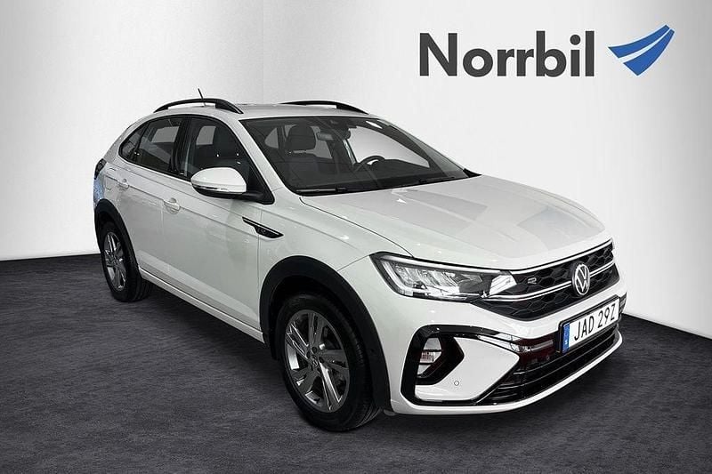 Grå Begagnad 2022 VW Taigo R-line SUV | 259 900 kr (Marknadspris) - Bild 1/4