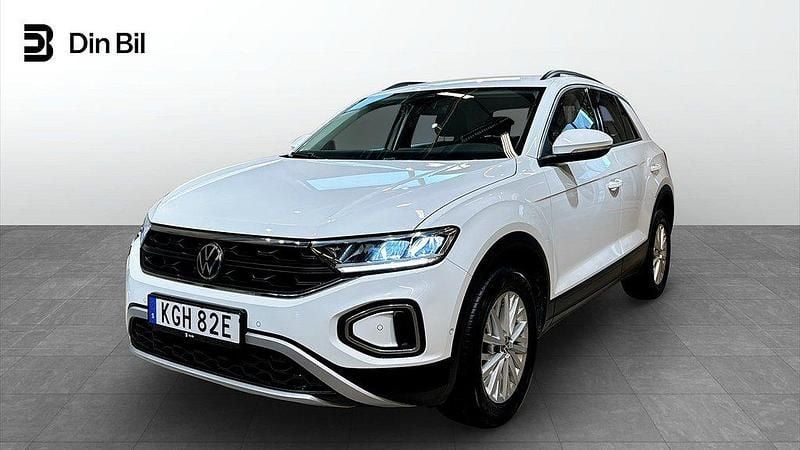 Vit (pure white) Begagnad 2022 VW T-Roc SUV | 269 900 kr (Marknadspris) - Bild 1/4