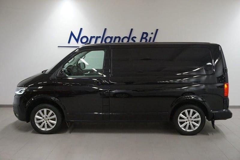 Begagnad VW T6.1 199 HK (146 kW) 2021 Deep black pärleffekt Van