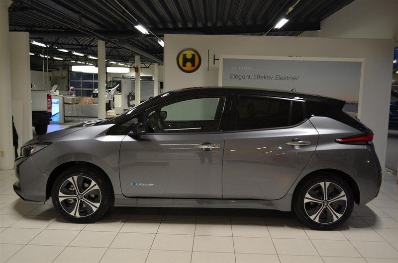 Nissan leaf 62 kwh