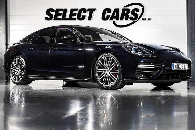 Begagnad Porsche Panamera Sport 549 HK (403 kW) 2017 Svart Halvkombi