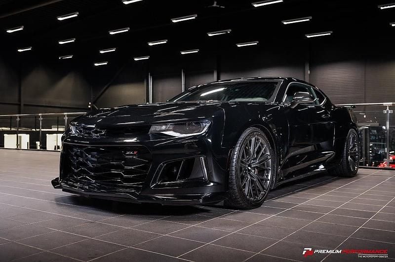 Begagnad Chevrolet Camaro ZL1 659 HK (484 kW) 2018 Svart