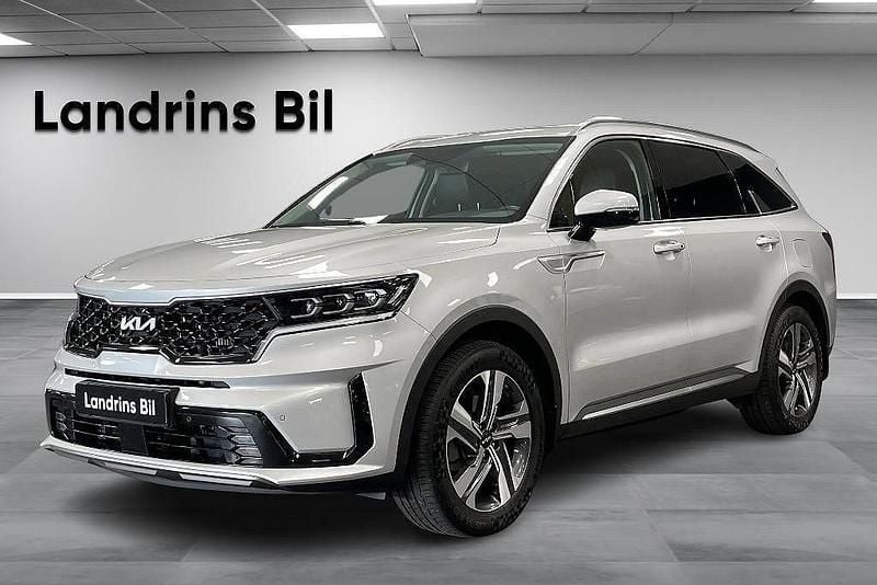 Grå Begagnad 2022 Kia Sorento Advance SUV | 379 000 kr (Superpris) - Bild 1/4