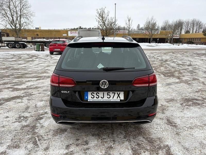 Begagnad VW Golf VII 116 HK (85 kW) 2019 Svart