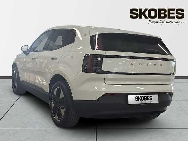 Begagnad Volvo EX30 Core 202 kW (275 HK) 2024 Vit SUV