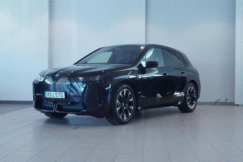 Okänd Begagnad 2025 BMW iX M Sport SUV | 1 039 800 kr (Lite dyr) - Bild 1/4