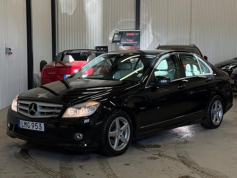 Begagnad Mercedes C180 Avantgarde 156 HK (114 kW) 2009 Svart