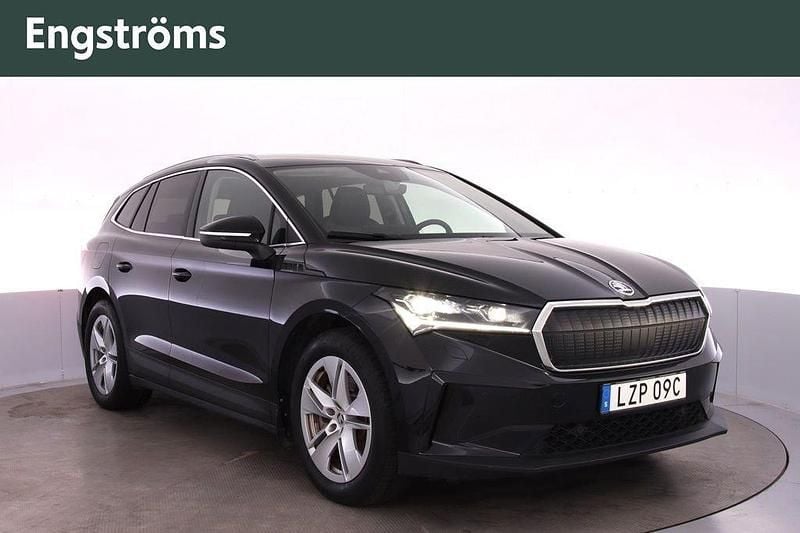 Svart Begagnad 2022 Skoda Enyaq iV SUV | 379 000 kr (Bra pris) - Bild 1/4