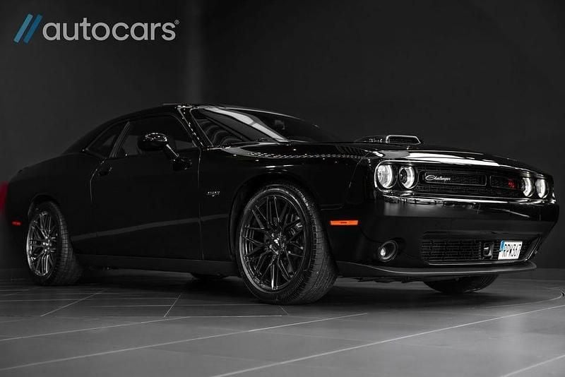 Svart Begagnad 2018 Dodge Challenger Sportkupé | 498 000 kr (Dyr) - Bild 1/4