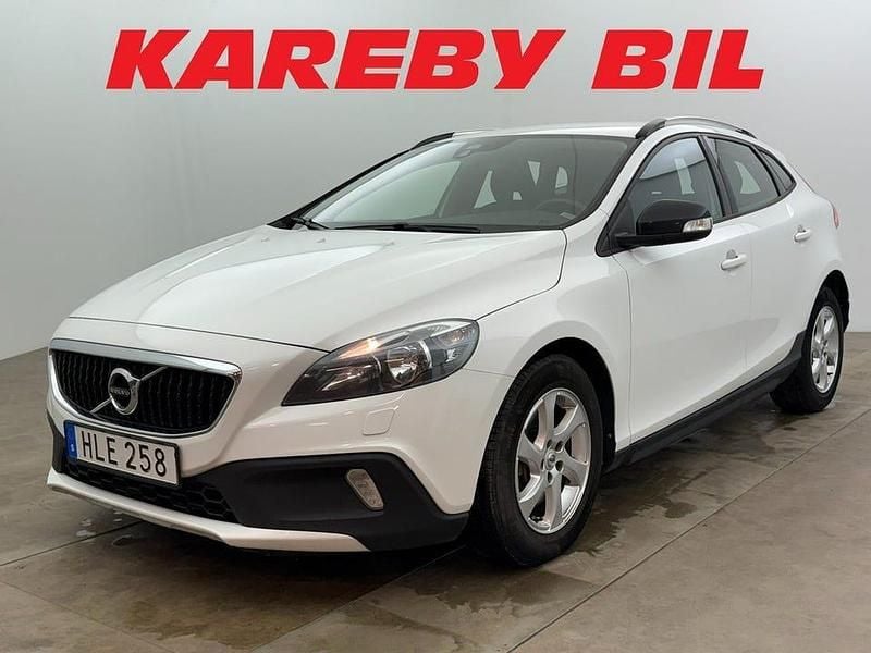 Vit Begagnad 2018 Volvo V40 CC Business Edition Kombi | 158 900 kr (Bra pris) - Bild 1/4