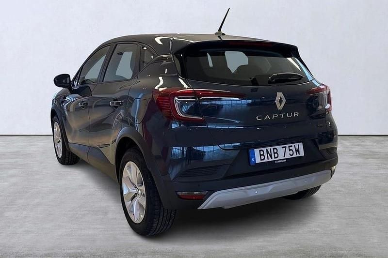 Begagnad Renault Captur Equilibre 162 HK (119 kW) 2023 Blå SUV