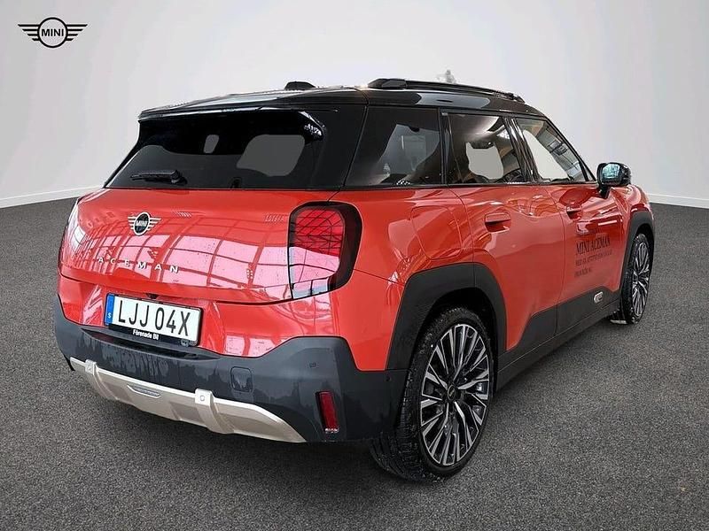 Ny Mini Aceman Favoured 136 kW (186 HK) 2025 Röd SUV