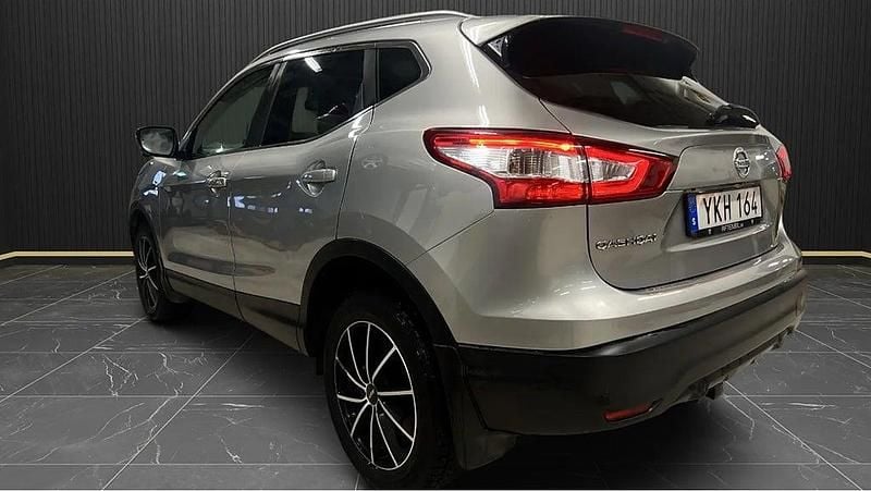 Begagnad Nissan Qashqai 360º 116 HK (85 kW) 2017 Silver SUV