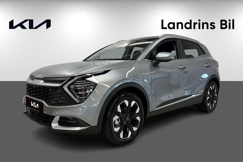 Grå (lunar silverl metallic) Ny 2025 Kia Sportage 2 SUV | 444 475 kr (Marknadspris) - Bild 1/4