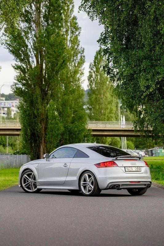 Silver Begagnad 2009 Audi TTS Sportkupé | 164 999 kr - Bild 1/4
