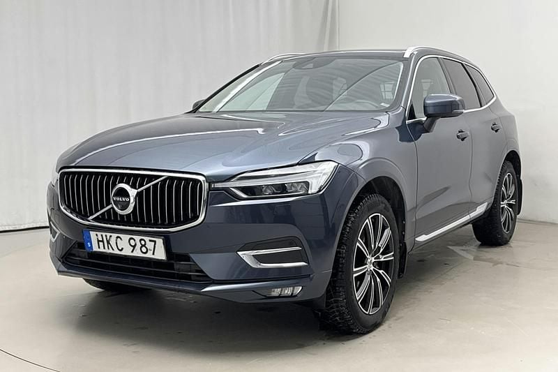 Mörkblå Begagnad 2018 Volvo XC60 Inscription SUV | 280 000 kr (Superpris) - Bild 1/4