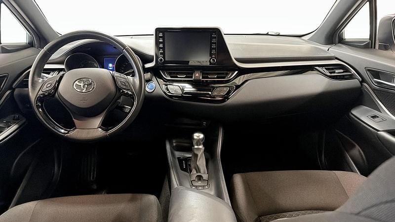 Begagnad Toyota C-HR 122 HK (89 kW) 2019 Vit SUV