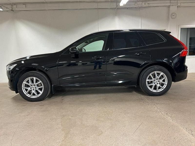 Svart (svart met) Begagnad 2019 Volvo XC60 Momentum SUV | 235 000 kr (Lite dyr) - Bild 1/4