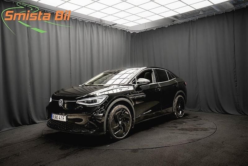 Svart Begagnad 2023 VW ID.5 GTX SUV | 348 900 kr (Marknadspris) - Bild 1/3