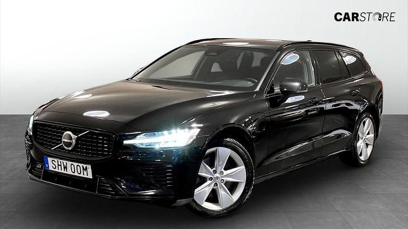 Svart Begagnad 2022 Volvo V60 R-Design Kombi | 389 900 kr (Dyr) - Bild 1/4