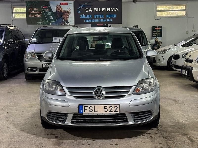 Silver Begagnad 2007 VW Golf V Trendline Halvkombi | 27 800 kr (Marknadspris) - Bild 1/4