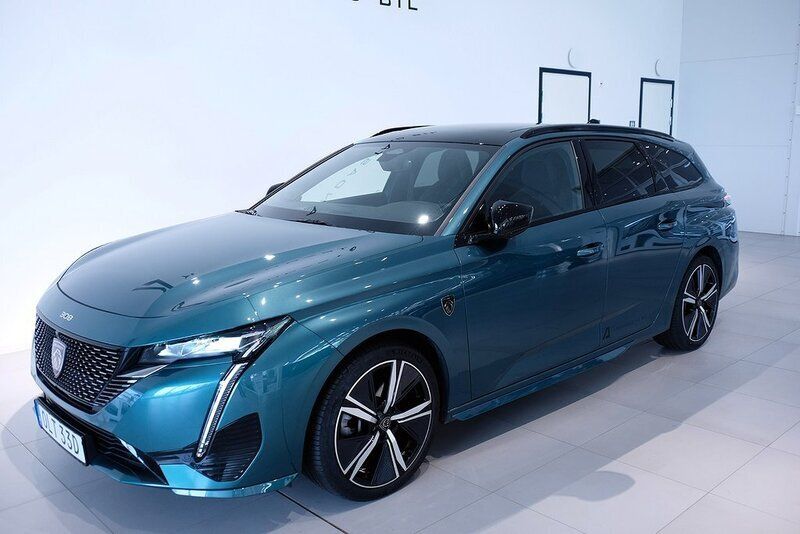 Begagnad Peugeot 308 GT 131 HK (96 kW) 2022 Blå Halvkombi