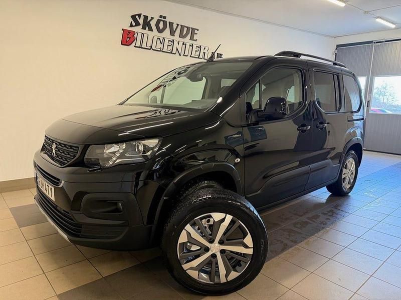 Begagnad Peugeot Rifter GT-line 131 HK (96 kW) 2019 Svart Minibuss