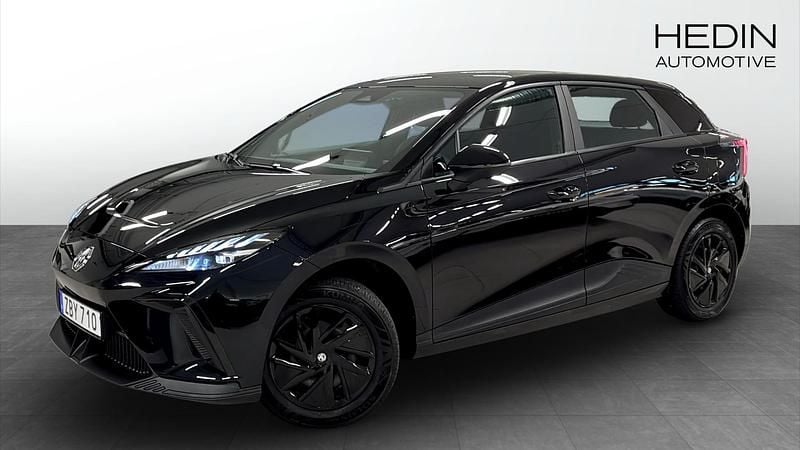 Begagnad 2023 MG MG4 EV Halvkombi | 259 900 kr (Marknadspris) - Bild 1/4