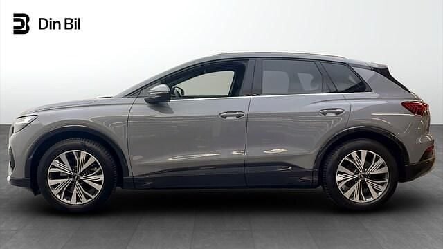 Begagnad Audi Q4 e-tron Advanced Plus 210 kW (286 HK) 2023 Grå SUV