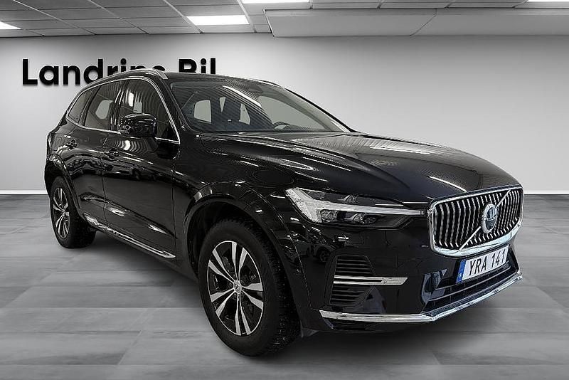 Begagnad Volvo XC60 Ultimate 253 HK (186 kW) 2023 Svart SUV