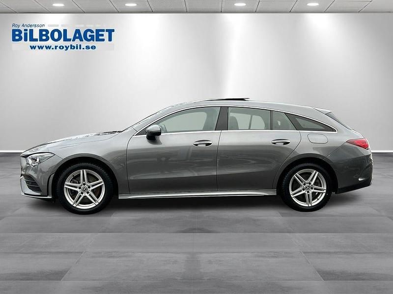 Begagnad Mercedes CLA250 Shooting Brake AMG line 218 HK (160 kW) 2023 Grå Kombi