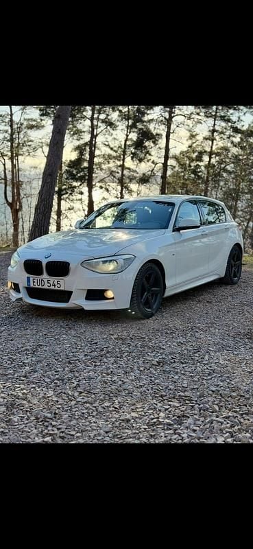 Begagnad BMW 116 136 HK (100 kW) 2015 Halvkombi