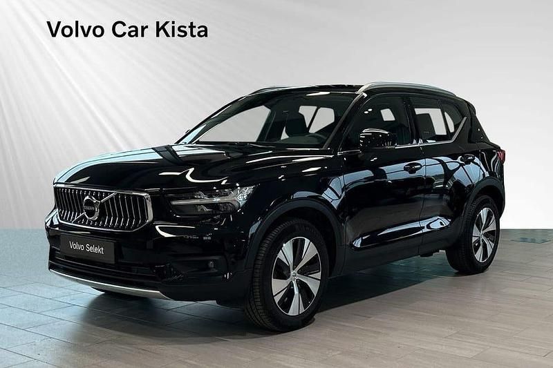 Svart Begagnad 2021 Volvo XC40 Inscription SUV | 349 900 kr (Bra pris) - Bild 1/3