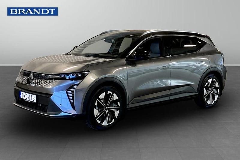 Grå Begagnad 2024 Renault Scénic Techno Minibuss | 489 900 kr (Superpris) - Bild 1/3