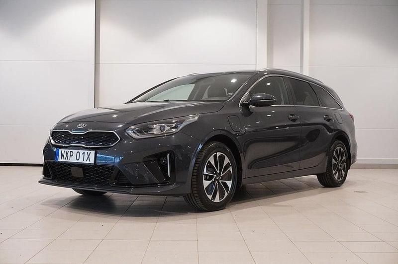 Grå Begagnad 2021 Kia Ceed Sportswagon Advance Kombi | 214 900 kr (Bra pris) - Bild 1/4