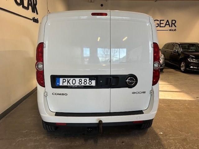 Begagnad Opel Combo 95 HK (69 kW) 2017 Vit Van