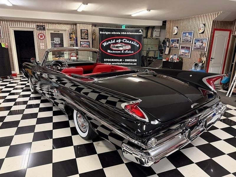 Svart Begagnad 1960 Chrysler Windsor Cab | 895 000 kr - Bild 1/4