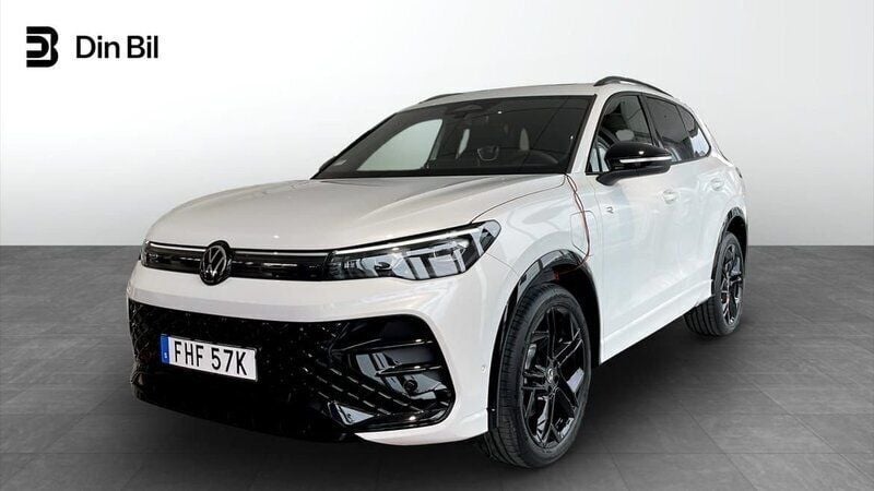 Vit Ny 2025 VW Tiguan R-line SUV | 726 600 kr - Bild 1/4